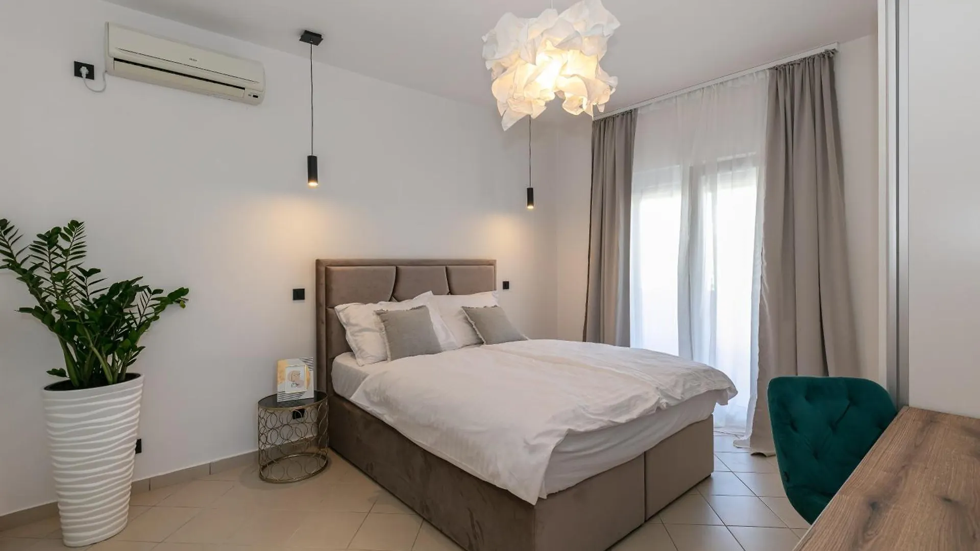 Pansion Gaspar Biograd Na Moru Bed & Breakfast