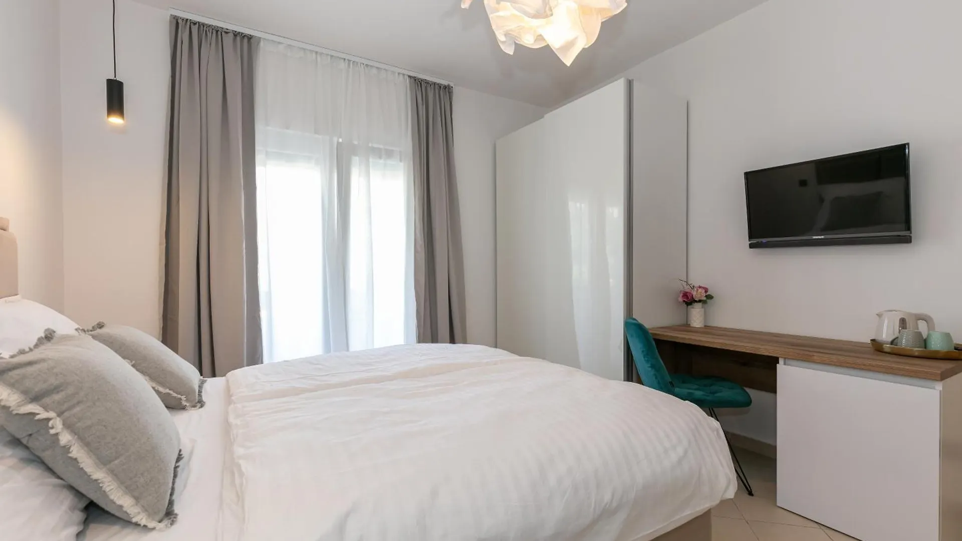 Pansion Gaspar Biograd Na Moru Bed & Breakfast
