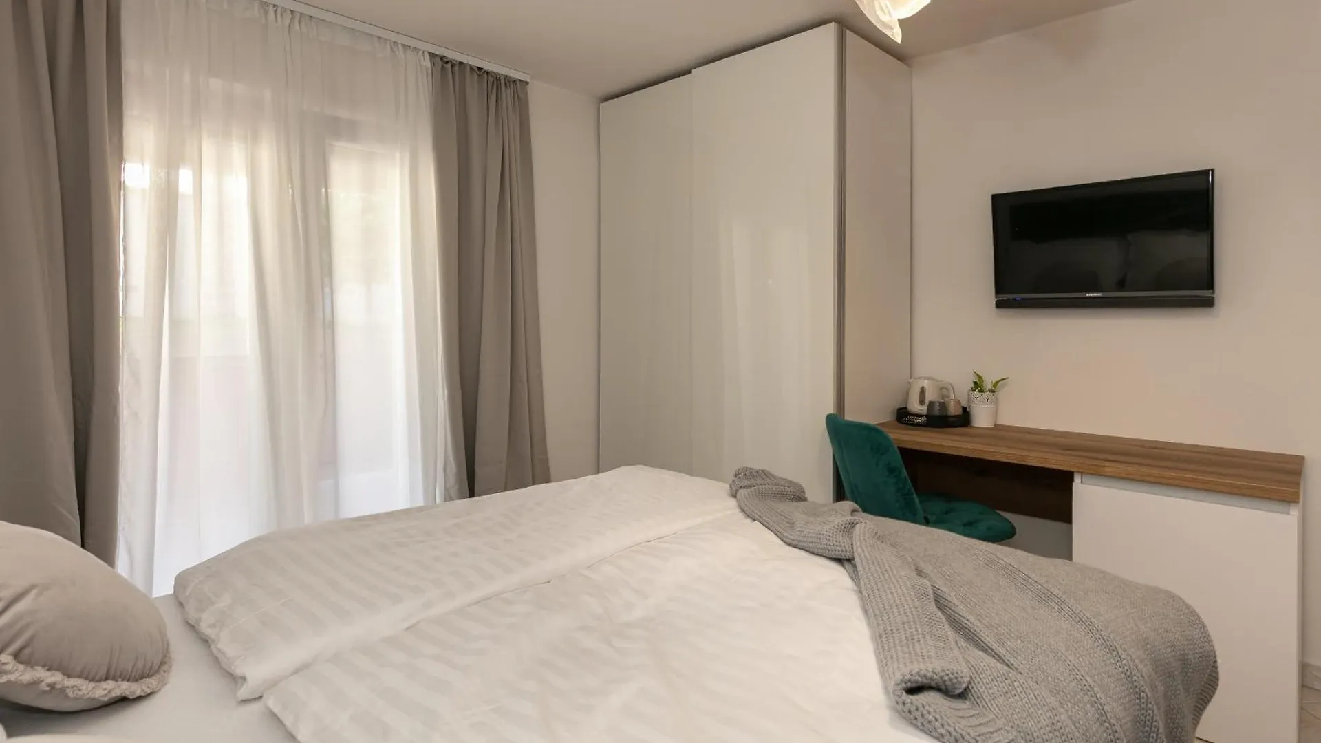 Bed & Breakfast Pansion Gaspar Biograd Na Moru
