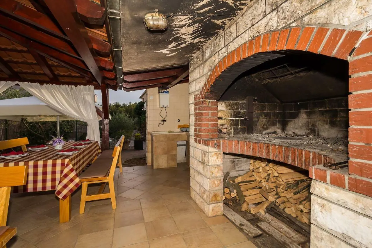 Pansion Gaspar Biograd Na Moru Bed & Breakfast